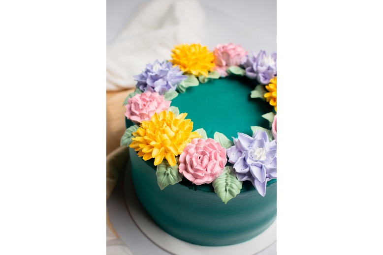 Curso de decorações de bolo com chantilly - Mago Indústria