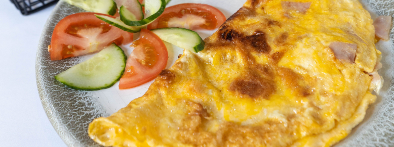Omelete de Legumes com Queijo